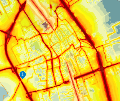 Gemeenten bouwen duizenden woningen op plekken waar de landelijke geluidsnormen worden overschreden. Slecht voor de gezondheid, maar de druk om te bouwen is groot.